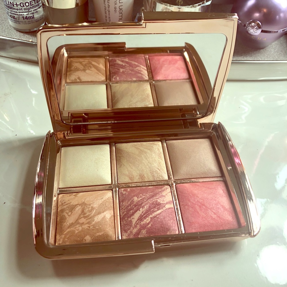 SOLD!!! Hourglass Ambient Lighting Edit Volume 3